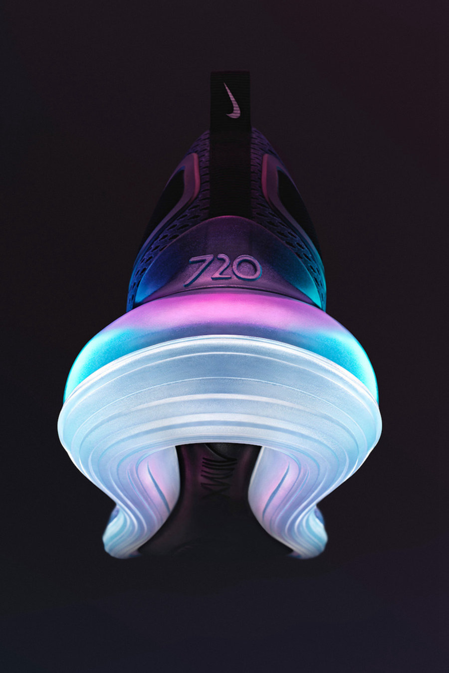 史无前例的气垫造型！Nike 全新 Air Max 跑鞋太科幻了