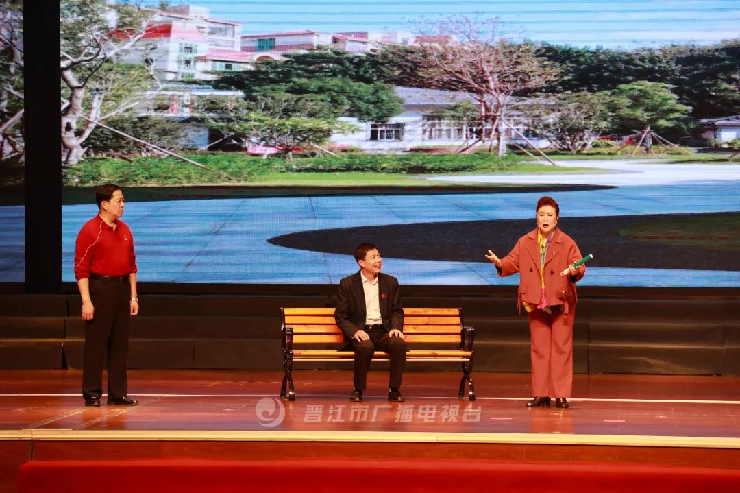 燃！晋江老年大学今天沸腾了