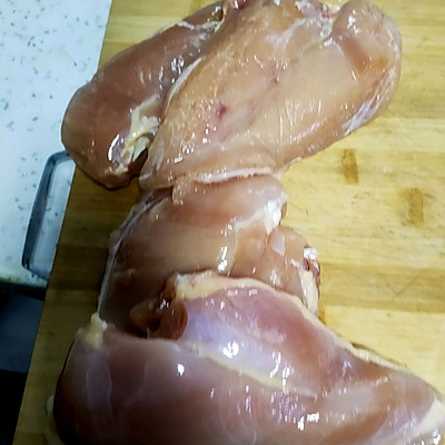 烤鸡肉干一口下肚，唇齿留香