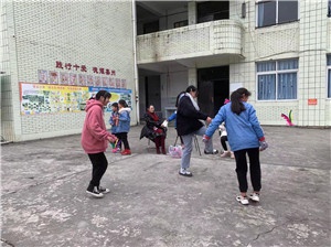 夹江县华头小学举行迎接2022年元旦游园活动(图15)