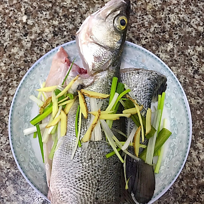 海鲈鱼的家常做法,海鲈鱼的家常做法大全