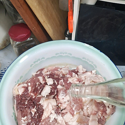 麻辣香腸,麻辣香腸的做法與配料