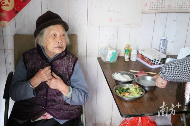 黄江全面铺开居家养老“大配餐”服务，这些老人可申请