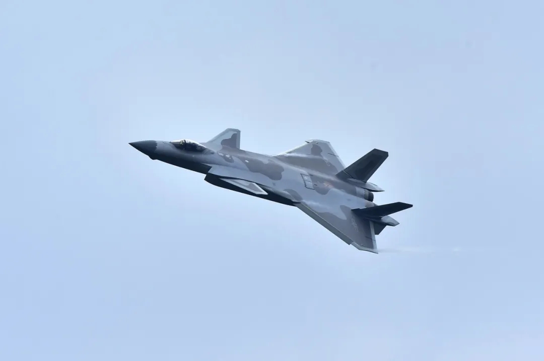 ��20�Էɽ��أ�����ֹ���飬����2��3���ӻ����ش��¹�