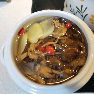 鸡油菌炖鸡汤(清汤版)