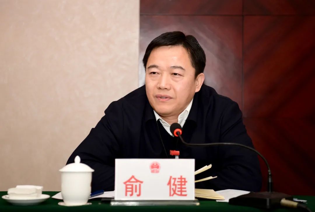 聚焦市两会俞健参加市五届人大二次会议铅山县代表团活动