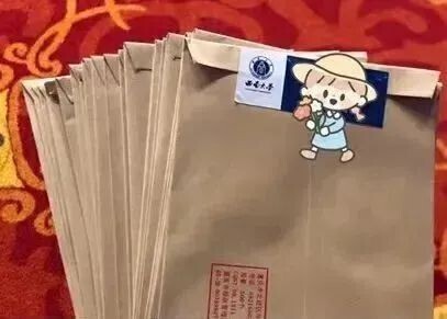 谁能拒绝？！“飞哥”的特别礼物，刷屏了……