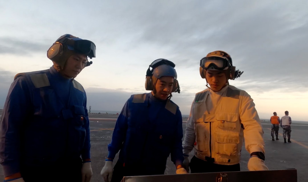 ���ȼ�-15��Ů����������ǹ���廪ѧ�ԡ�����������������ƽ������Ҫ����