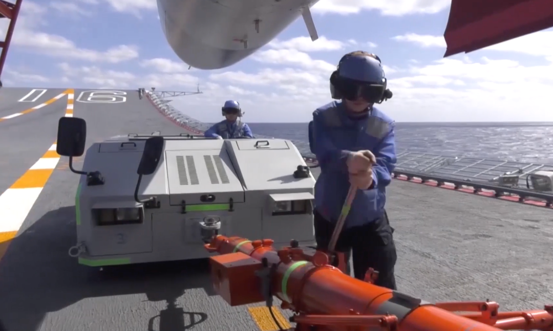 ���ȼ�-15��Ů����������ǹ���廪ѧ�ԡ�����������������ƽ������Ҫ����