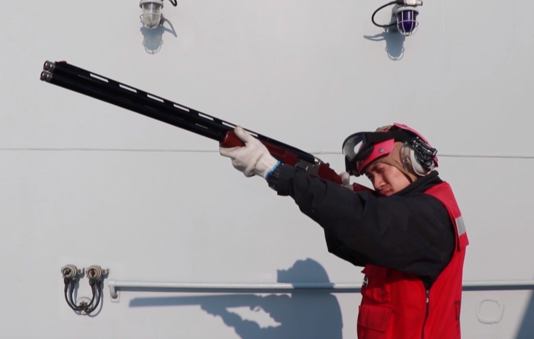 ���ȼ�-15��Ů����������ǹ���廪ѧ�ԡ�����������������ƽ������Ҫ����