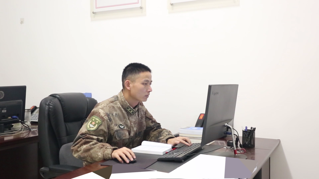 关注｜热烈祝贺！“感动基地十大先锋人物”揭晓