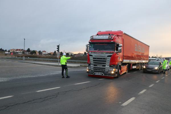 �˹����ڿ������ģ������� ׼������Ϯ��