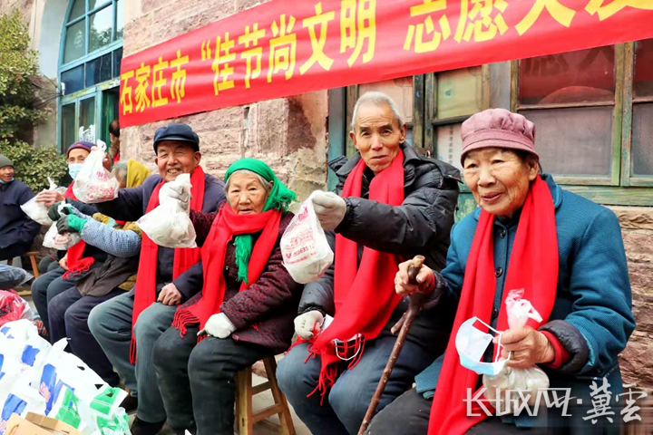石家庄青年志愿者申秀丽：用中医药服务百姓