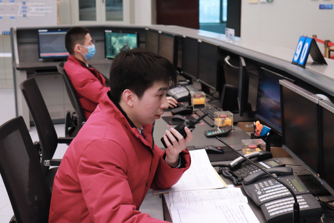 武汉地铁春节“不打烊”