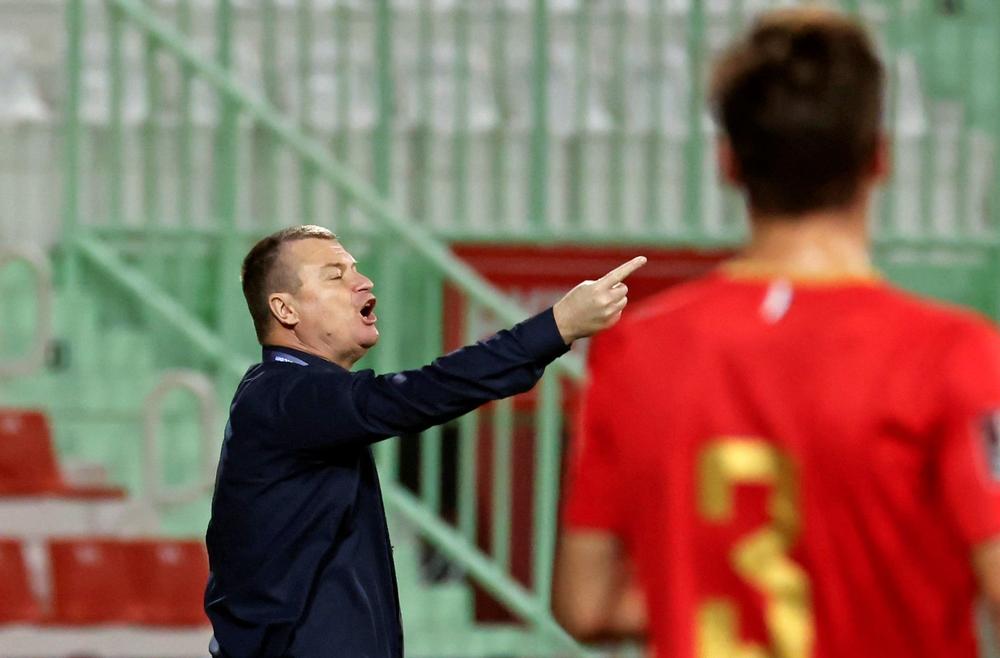 ��������Ե���籭�����Ҷ�ȫ������������Ա�������ű����