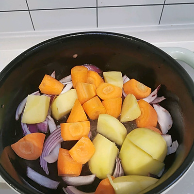 紅葡萄酒的做法,紅葡萄酒的做法 自釀