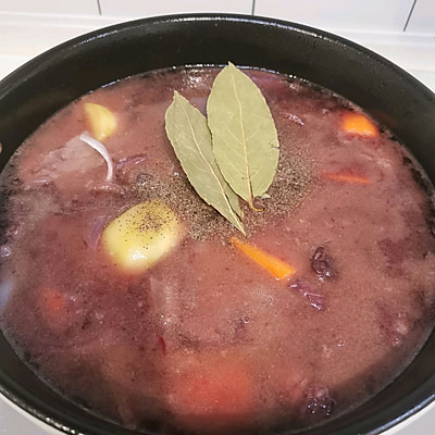 紅葡萄酒的做法,紅葡萄酒的做法 自釀