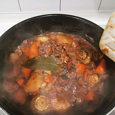 紅葡萄酒的做法,紅葡萄酒的做法 自釀