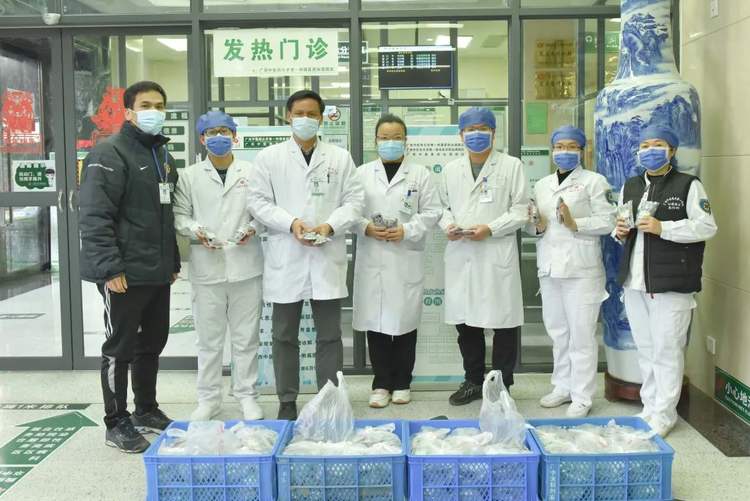应对奥密克戎，中医防疫再献良方｜广西中医药大学第一附属医院推出“泻白清瘟饮”