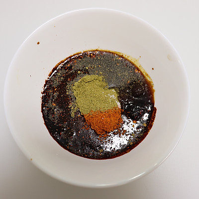 脆皮五花肉空气炸锅的做法（10分钟快手菜脆皮五花肉）