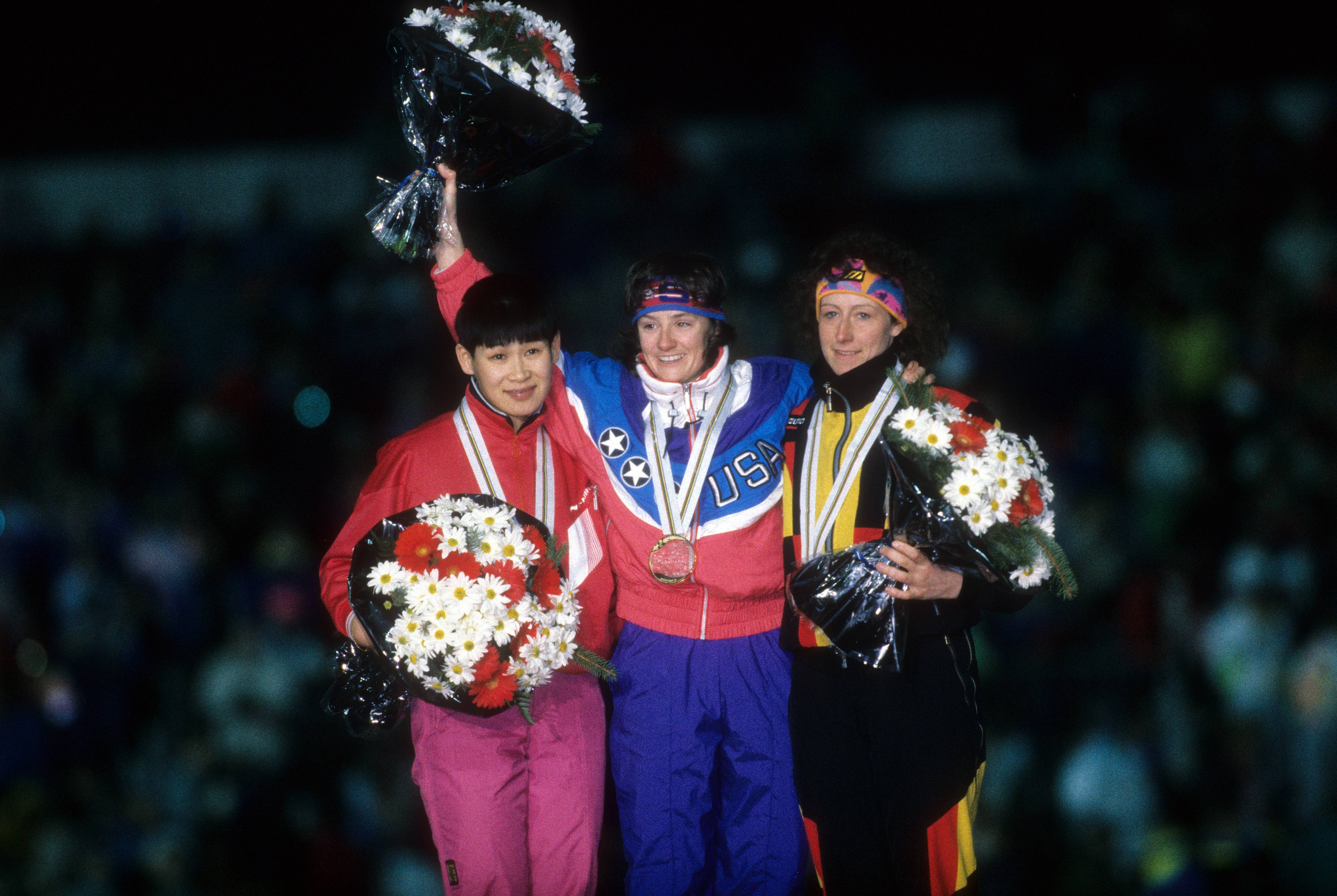 该届冬奥会上,中国代表团共获得3枚银牌.