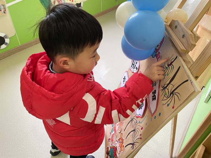 幼儿园奥运会项目有哪些项目(滑雪、滑板、冰球、冰壶、短道速滑……这所幼儿园办了一场迷你版冬奥会)