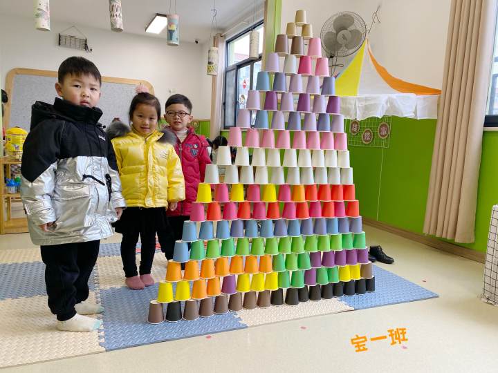 幼儿园奥运会项目有哪些项目(滑雪、滑板、冰球、冰壶、短道速滑……这所幼儿园办了一场迷你版冬奥会)