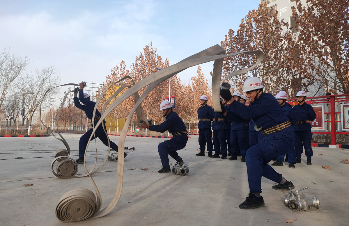 新疆阿拉尔市出台政策建立健全合同制消防员保障机制