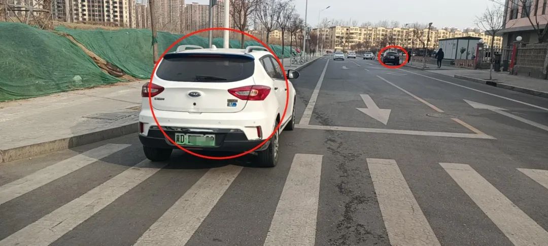 违章投诉,