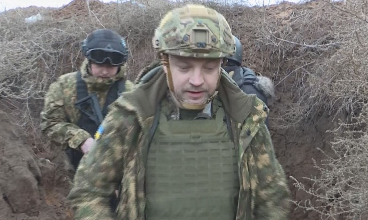 �ڶ�������2000��ο����¼�������������ǰ���Ӳ�ʱ��Ϯ