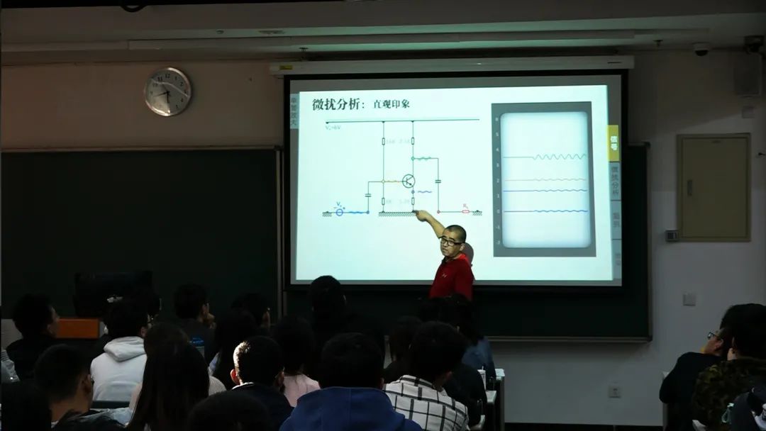 北京大学考试允许带小抄？中国最顶尖学府的教育方法值得我们深思