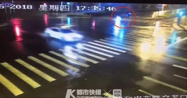行人闯红灯罚款,行人闯红灯罚款多少