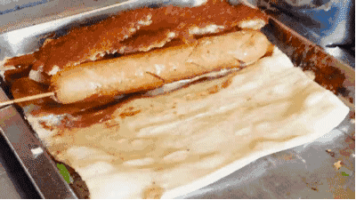 东北小吃那么多，凭啥烤冷面能当上杠把子？