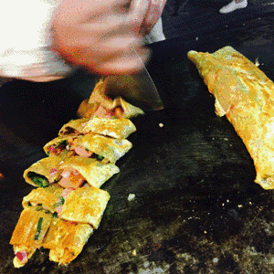 东北小吃那么多，凭啥烤冷面能当上杠把子？