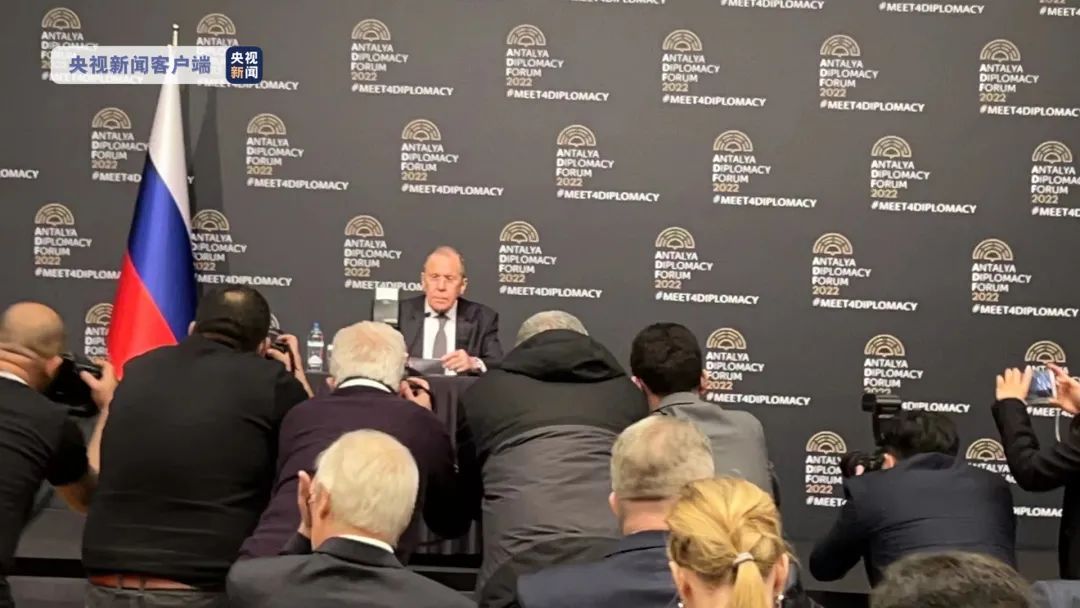 突发！俄乌会谈未达成停火协议，乌方：不会投降！欧美恐慌暴跌，避险资产又疯狂！普京见泽连斯基有戏？