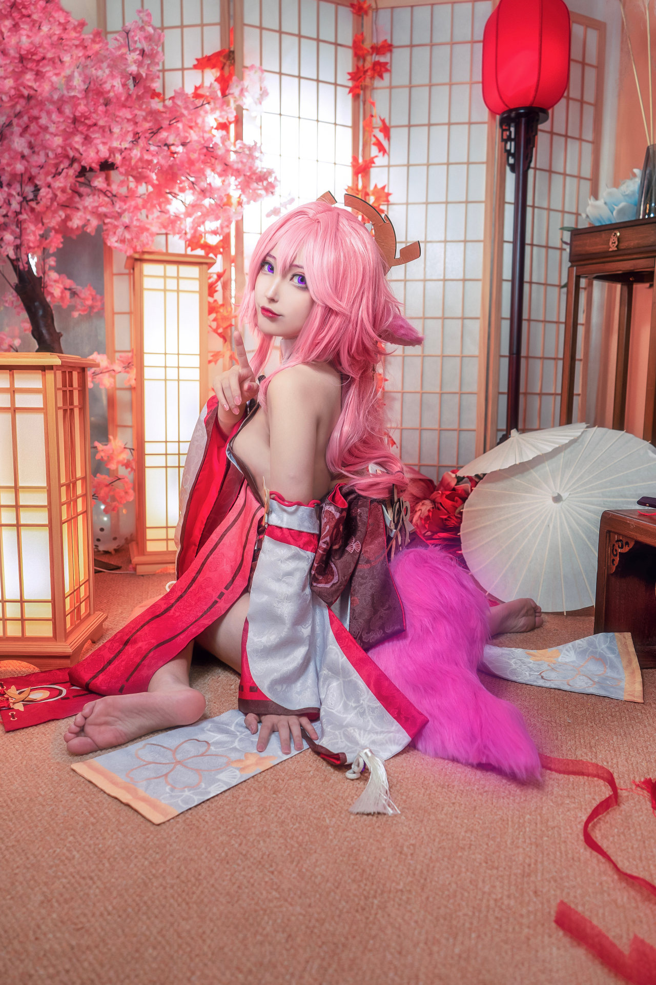 游戏《原神》八重神子Cosplay图-哪边嗨