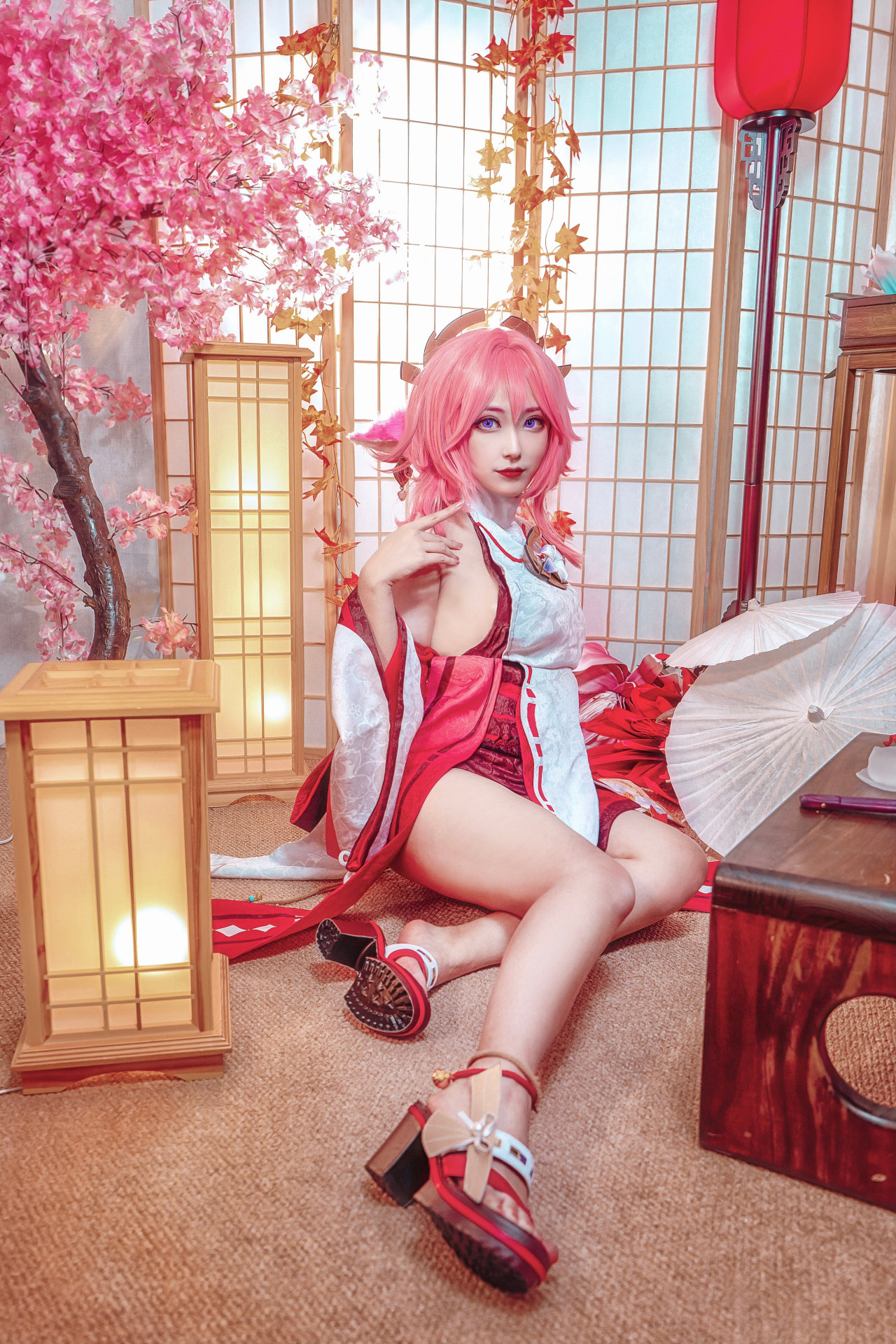 游戏《原神》八重神子Cosplay图-哪边嗨