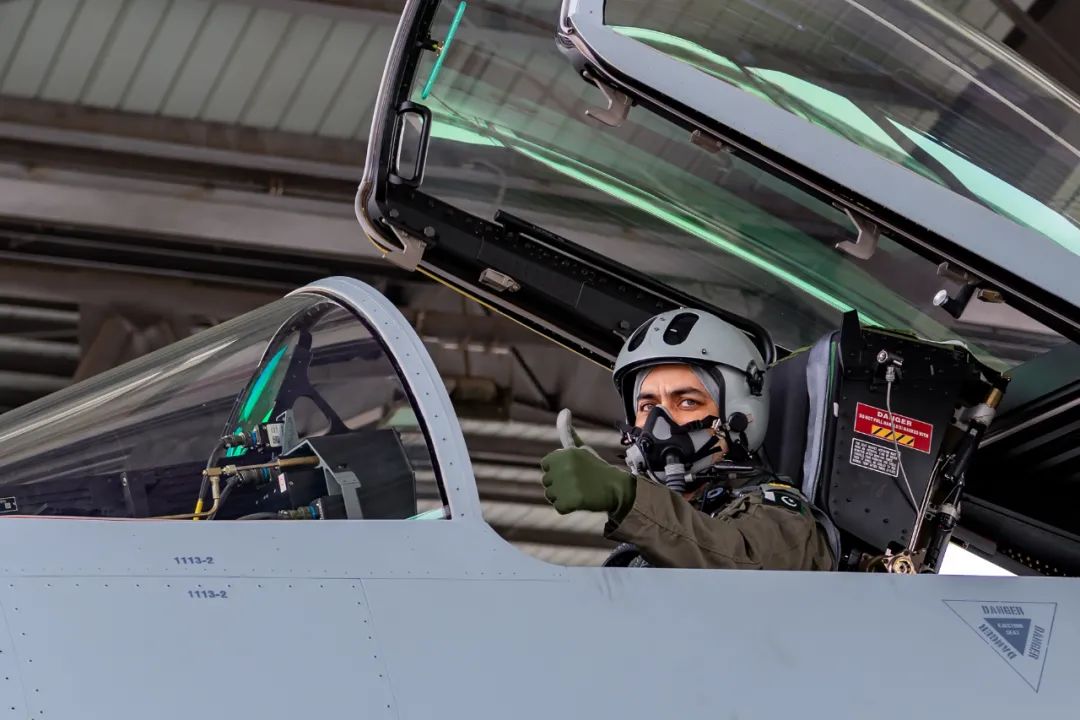 ͻ˹̹վ10CEװʽķջ