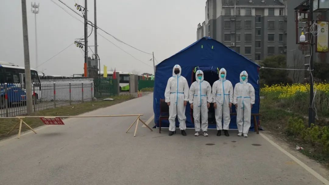 【防疫一线】安徽当涂：凌晨集结，“检察蓝”变身“抗疫白”