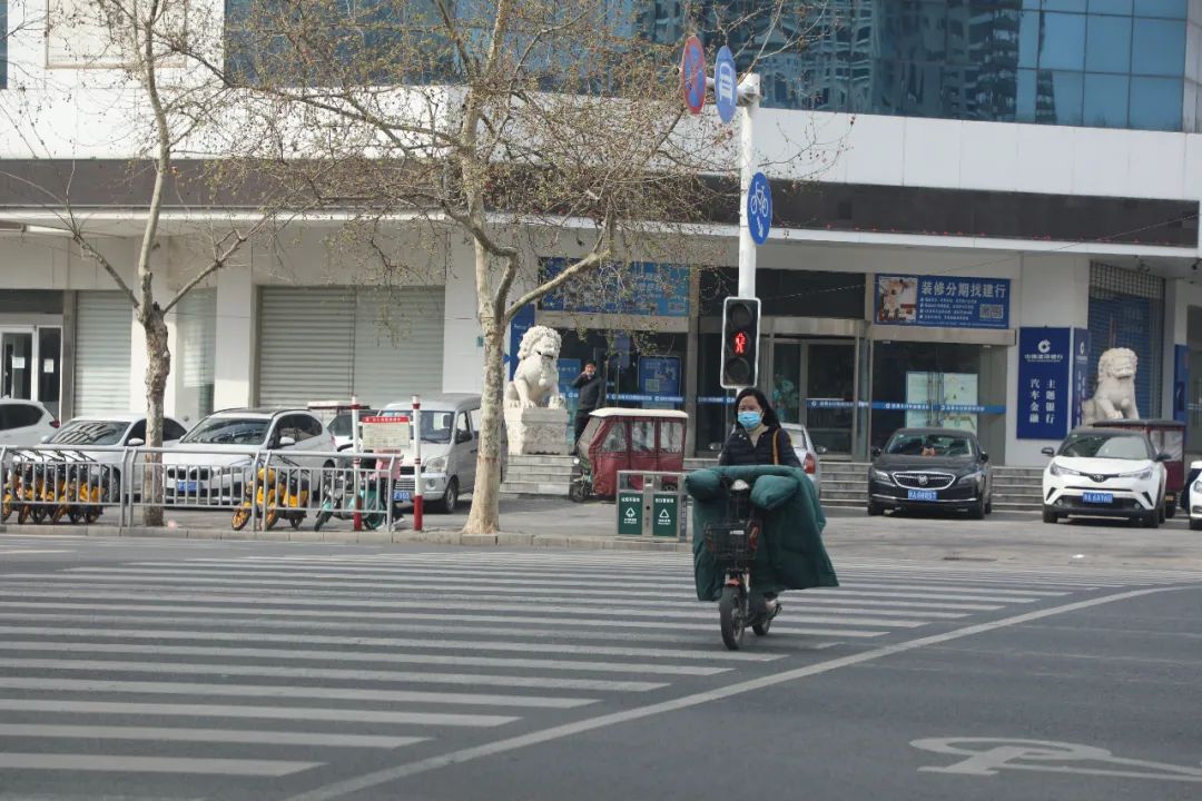 曝光台丨一批违反交通信号灯行驶的车辆大曝光