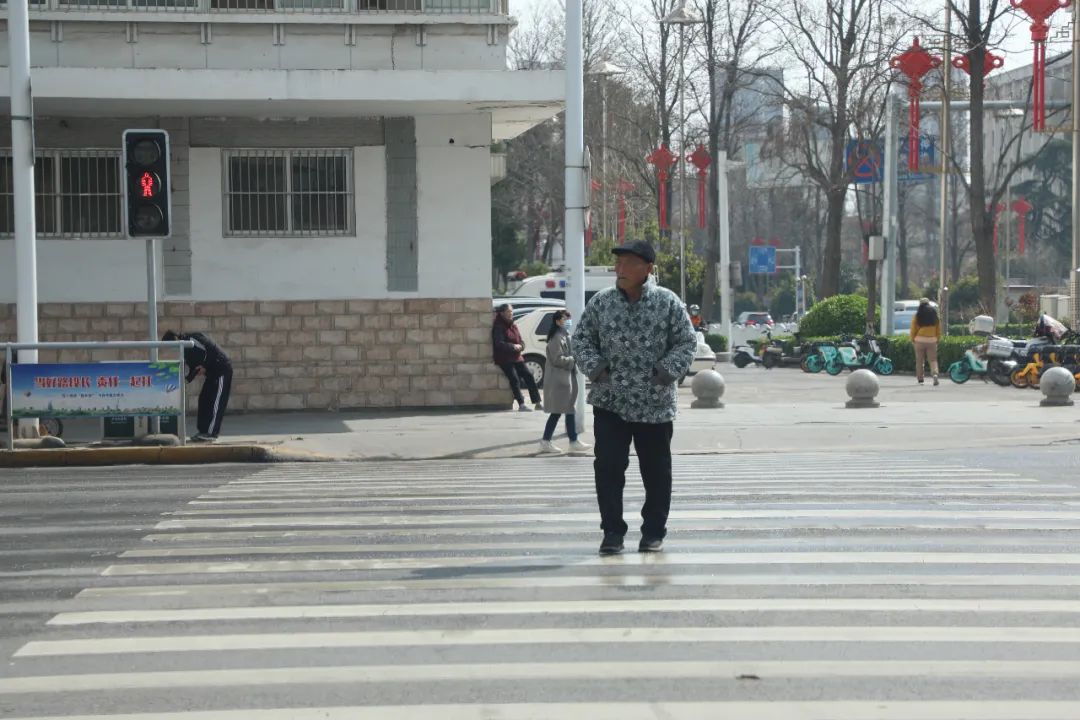 曝光台丨一批违反交通信号灯行驶的车辆大曝光