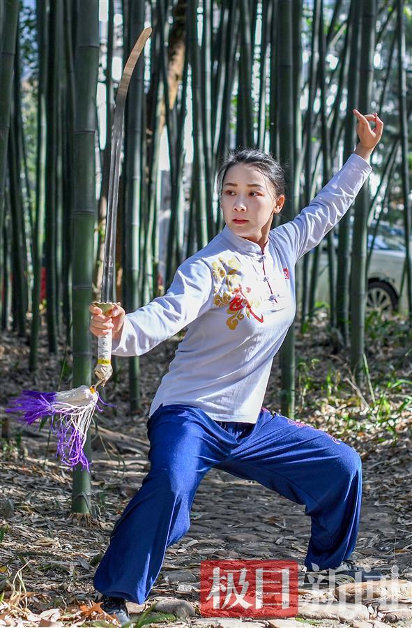 太极女生，“武”动青春