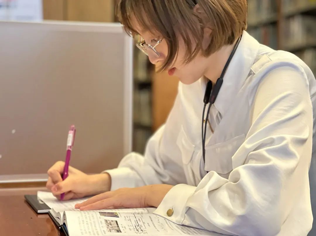 科研竞赛+志愿服务+学生工作=？天大直博女孩告诉你答案！