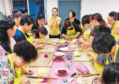 最美家政人：家政服务是一个有爱的行业
