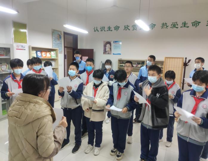 濟(jì)南歷城區(qū)初級實(shí)驗(yàn)中學(xué):關(guān)注心理健康(圖2)