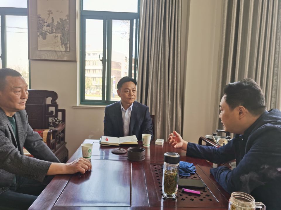 合肥新康中學(xué)好不好?為民服務(wù)解難題(圖1) 合肥新康中學(xué)好不好?為民服務(wù)解難題(圖1)