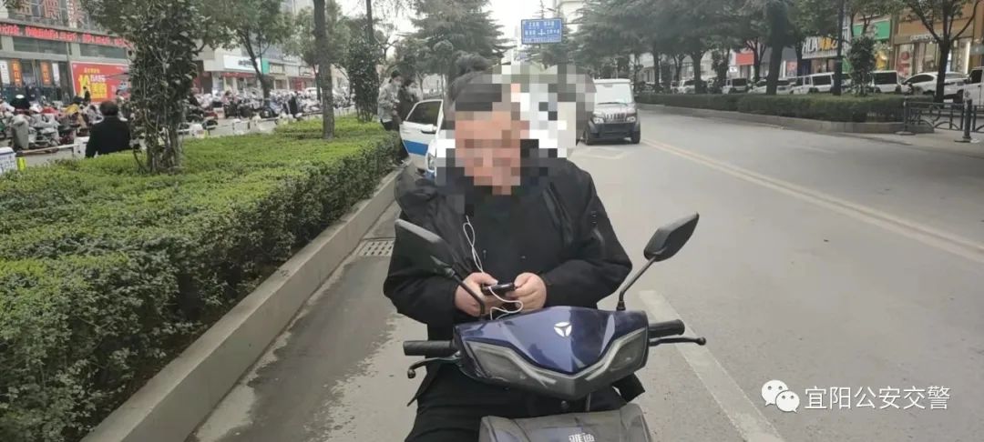 曝光台丨一批违反交通信号灯行驶的车辆大曝光