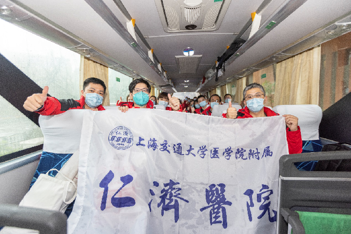 党员冲锋、数据赋能、协同鼎力——同心抗疫的上海做法