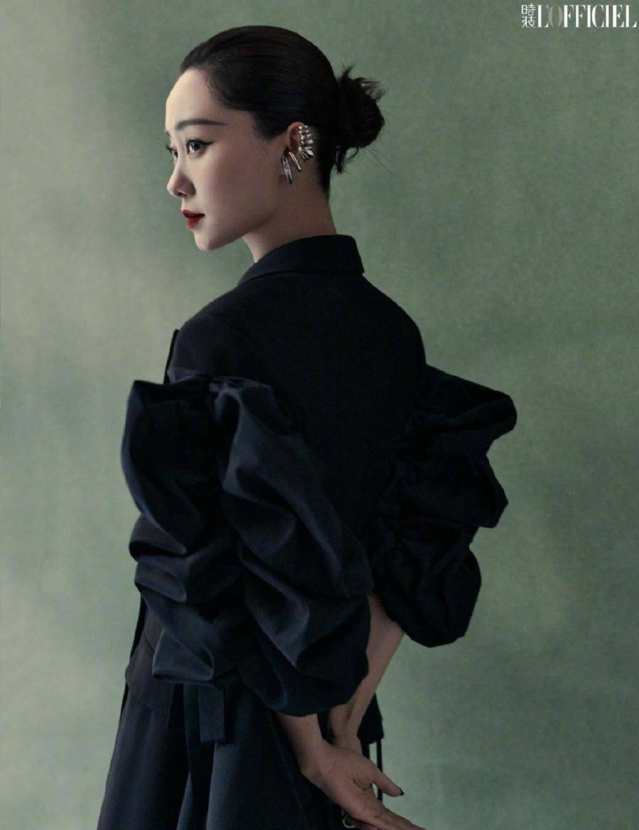 张小斐时尚大片 古典感十足