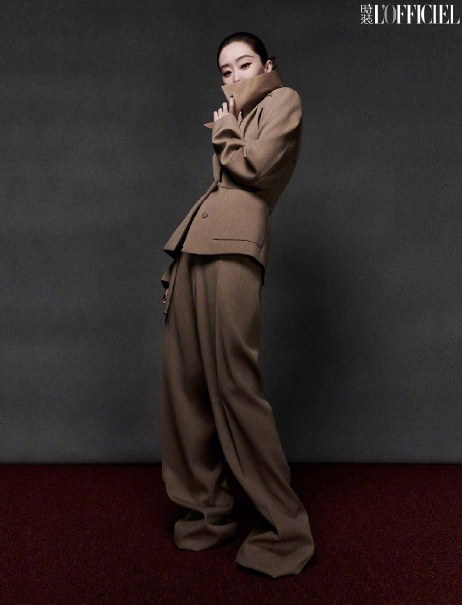 张小斐时尚大片 古典感十足